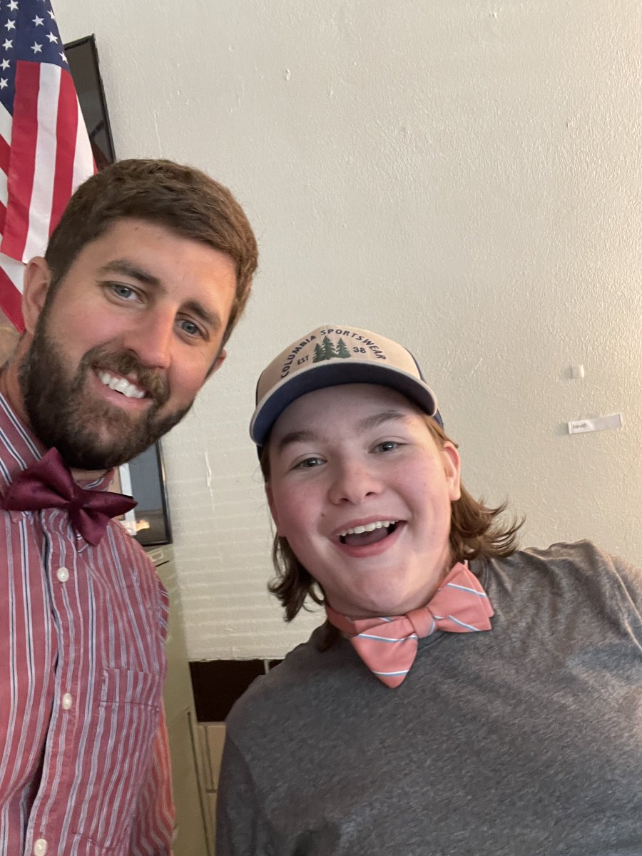 senormarkmac's tweet image. Today’s the last #bowtietuesday of these @Mehlville_HS Panthers’ school year #wearemehlville