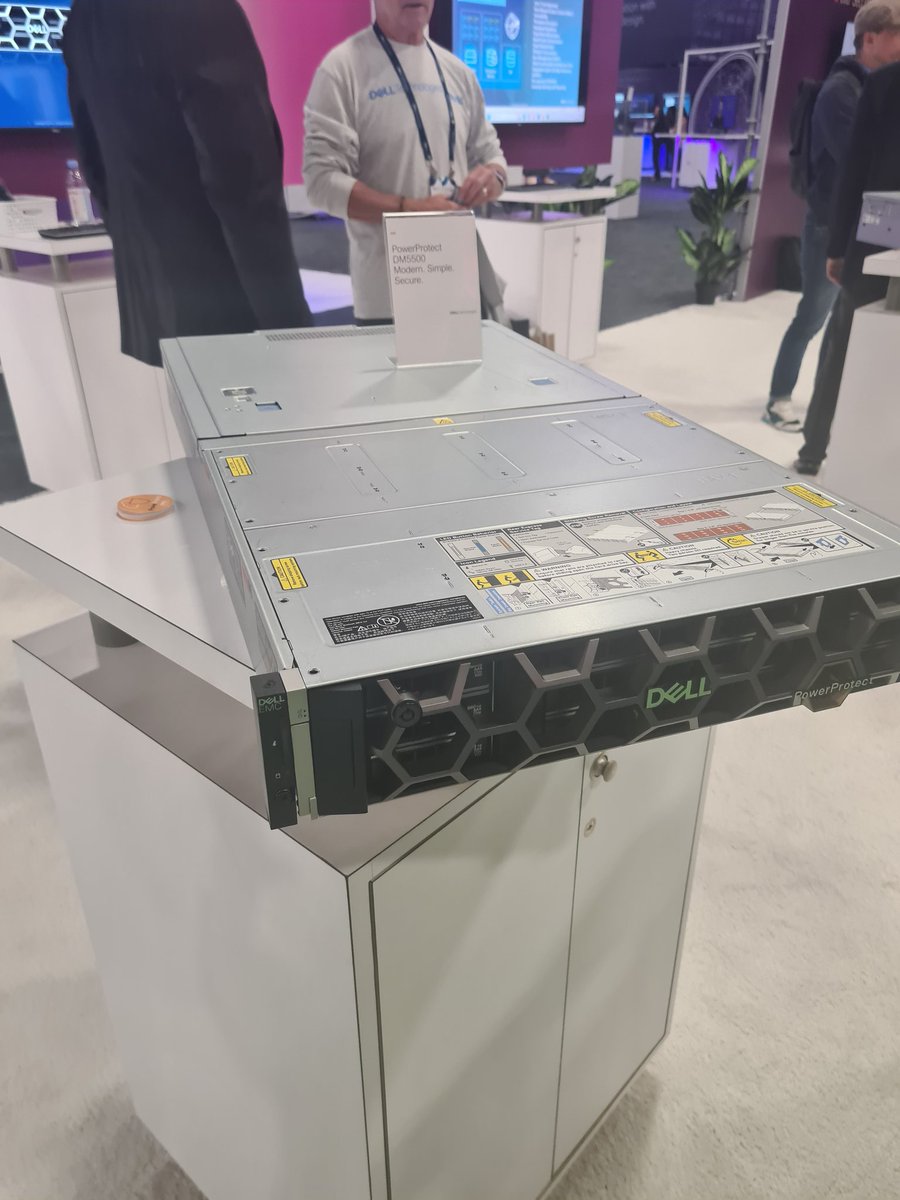 Adolfo Dell'Erba tweet media