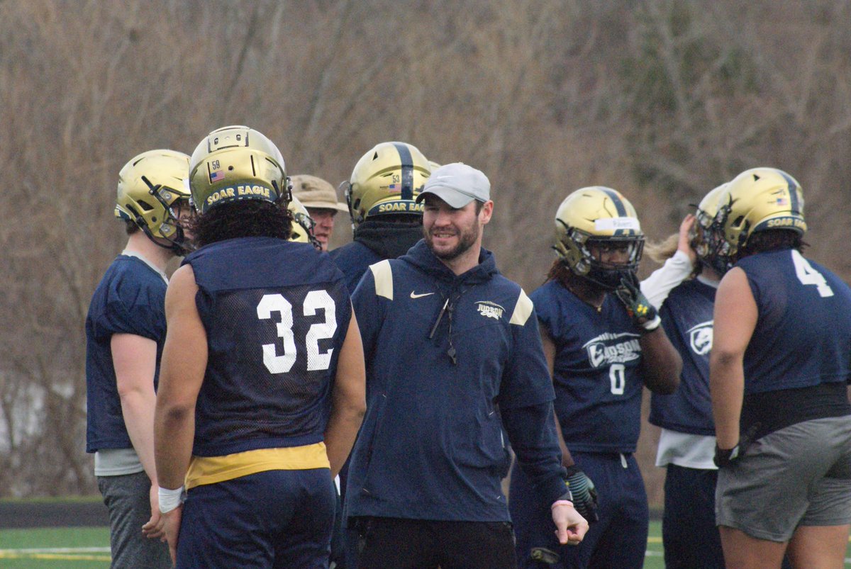 CoachFitz_FB's tweet photo. Thankful for my time at Judson over the last 3 years. It has been a pleasure getting to know and work with each and every one of these players, and I am extremely proud of the foundation that we built together. Excited for the next opportunity. 🦅 https://t.co/HslGUc2g5b