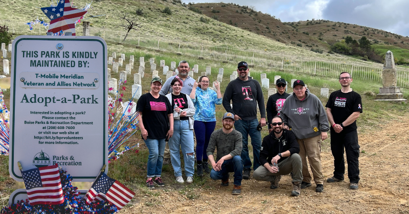 DeeanneKing's tweet image. 👏Our Idaho VAN is amazing! They have adopted a historic military cemetery in the Boise foothills for several years, and they&apos;re honoring our troops during Military Appreciation Month! The team rolled up their sleeves to clear brush &amp;amp; spruce up the grounds. #MobilizeForService