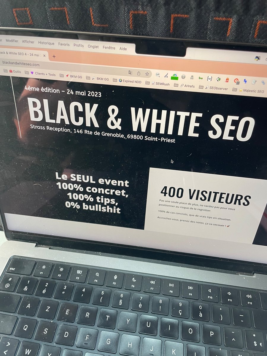 Gis's tweet photo. Allez ça part pour le #bwseo avec @laure_bacch et c’est pas pour aller coller des gommettes 🔥 https://t.co/kJTL3hy4kr