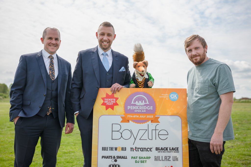 Last week we met with @realbasilbrush ahead of his performance for the Penkridge Open Air Festival that will be taking place in July. ⁠
⁠
Tickets available at: l8r.it/Dhlx 
⁠
#penkridgeopenair2023 #basilbrush #midlandsnews #expressandstar