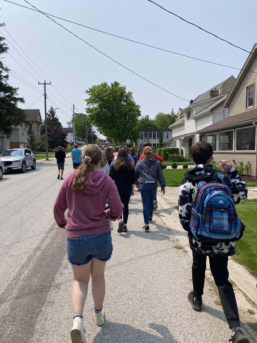 kirbjen's tweet photo. What a great day to bring current and future @SHHSCrusaders together, recognizing that stigma around mental health still exists and making strides (literally) to reduce this so that every person can get the support they need. @BGCDSB https://t.co/NQLQozjMTO