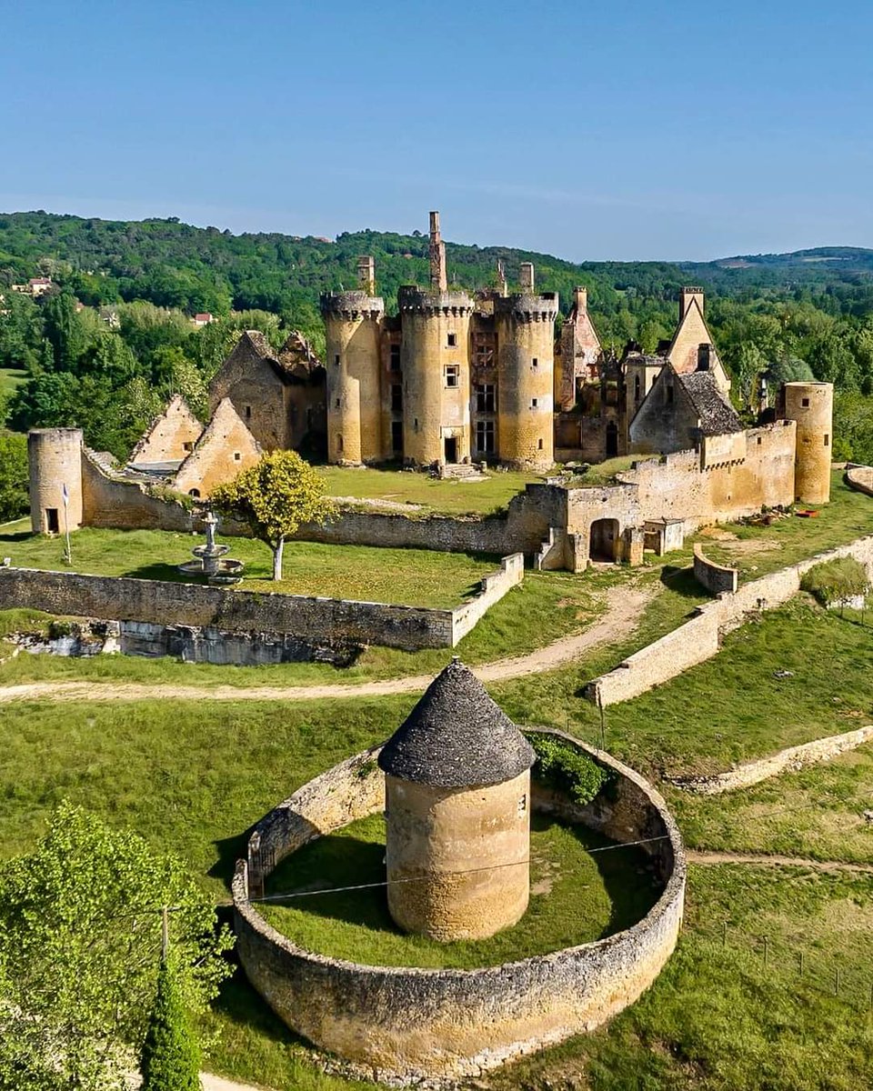 Château Le Paluel, Dordogne, Périgord, France. 

The film 'Le Tatoué', with Jean Gabin and Louis de Funès, was shot there and made this château famous in France.