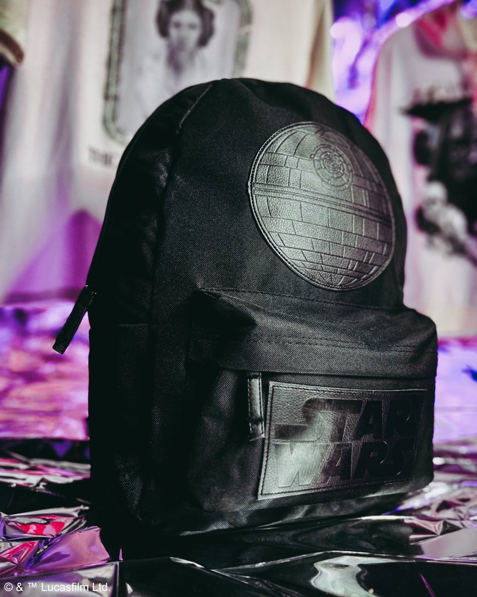 Los morrales de la nueva colección Stars Wars son infaltables en tu próxima compra 🌌

Compralos antes que se agoten 🛍

#FelizMartes