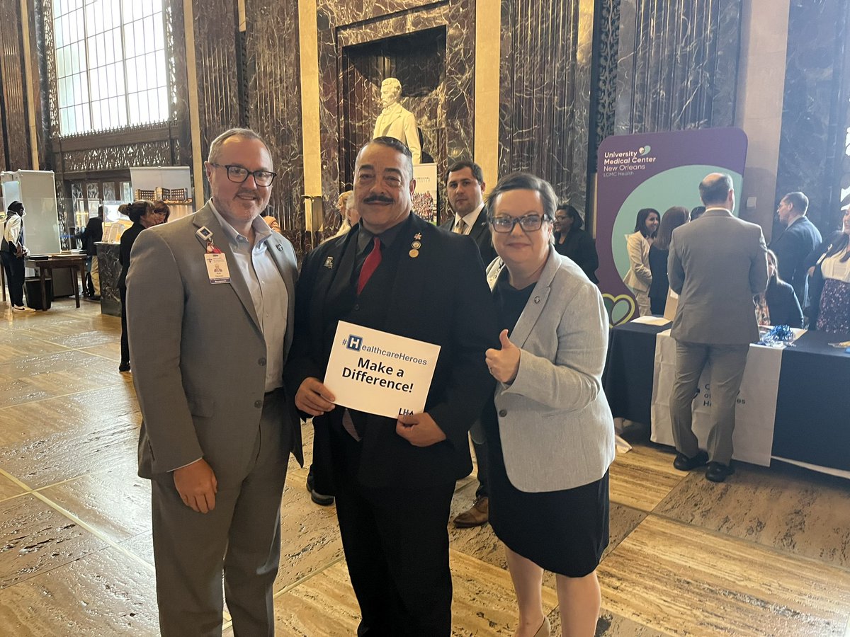 LAHospitals's tweet photo. #LaHospitalDay #WeAreHealthcare #MyHospital #lalege https://t.co/MnKzrr2Z7b