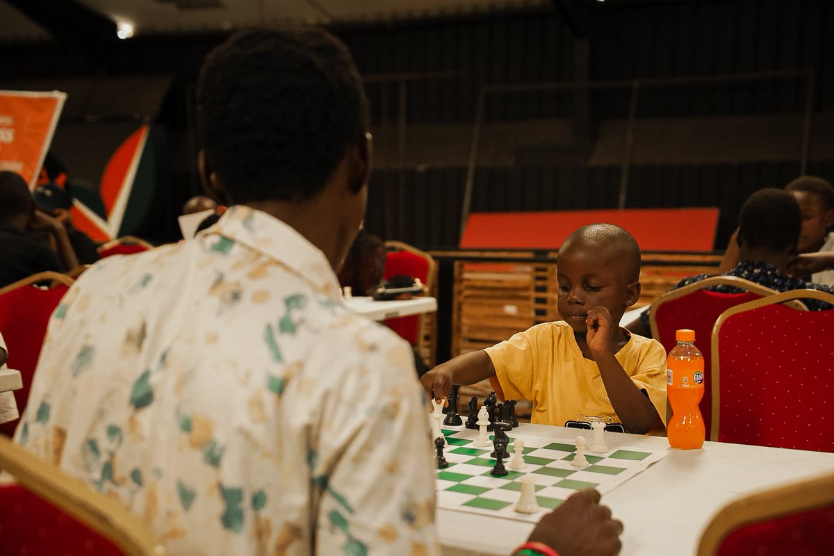 Previously on #TubayoMarketDay

The market day promotes networking thru business interactions & other activities  like games

This in return boosts businesses productivity & relationships as people from different societies come together & interact

Come thru for the next edition