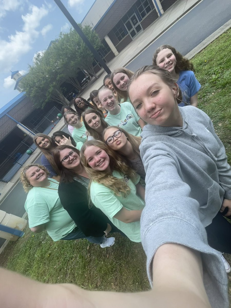 That’s a wrap on the 2022-2023 yearbook!!! Huge shoutout to this group of girls. They did a fantastic job on creating the yearbook.