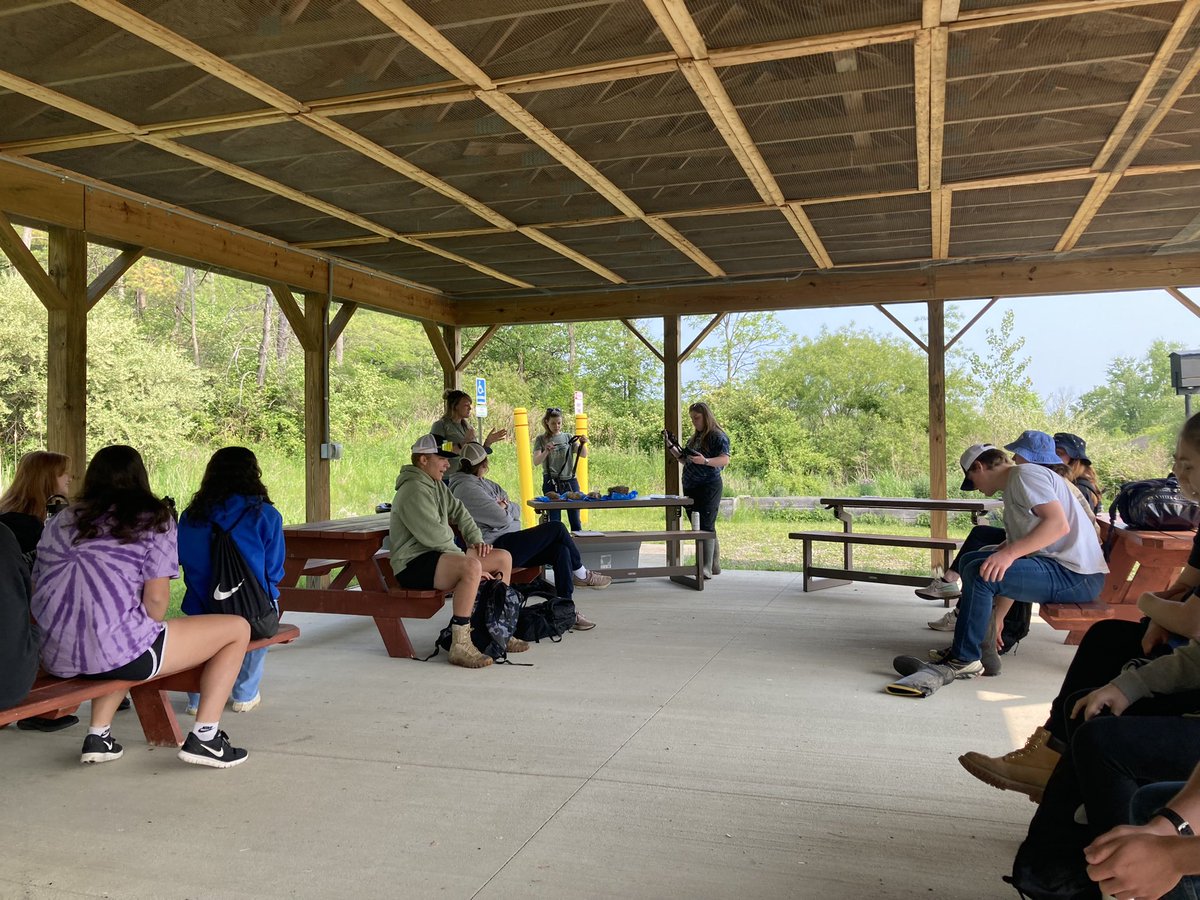Mr_DoanChem's tweet photo. Another great field experience at Muller Field Station.  We learned about the habits of cavity nesting birds, invasive species, bird identification as well as the taking a canoe trip.  Fortunate to work with great students and great content.  #wearemidlakes #FLCC  #geminienviro https://t.co/gYBI2hQzGL