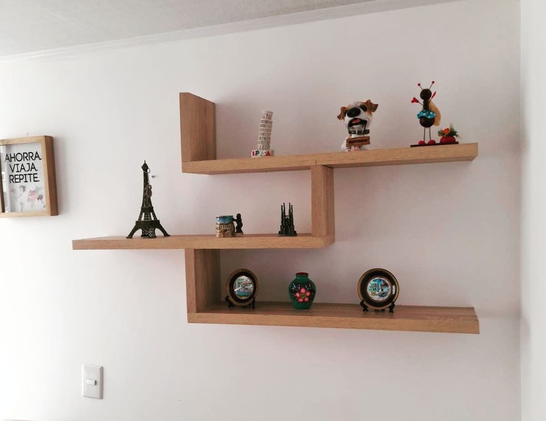 MaderPremium's tweet photo. Repisa de tres secciones en Primacor Rustic Sand , aprovecha tus espacios para decorar tu hogar 📷

#primadera #decoracióninteriores #tuhogar #repisas https://t.co/8DGrEMTtY6
