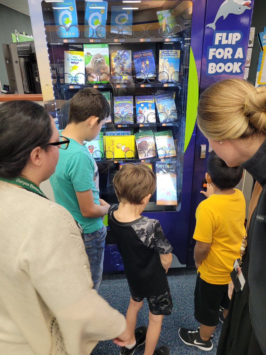 Thanks @MrsStockton_ for helping our kids pick out some books from our @duryeaschool vending machine. They're ready for some summer reading! 🥰