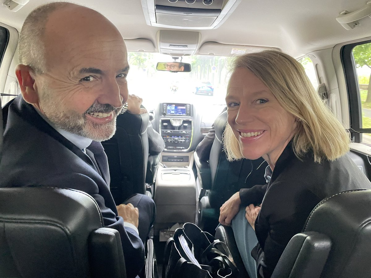 Heureux d’avoir accueilli notre ministre des affaires étrangères <a href="/AHuitfeldt/">Anniken Huitfeldt</a> à l’occasion d’une journée remarquablement fructueuse qui illustre la force des liens entre la Norvège et France. Un grand merci à <a href="/francediplo/">France Diplomatie 🇫🇷🇪🇺</a>, <a href="/Elysee/">Élysée</a> et <a href="/AssembleeNat/">Assemblée nationale</a> pour leur accueil chaleureux !
