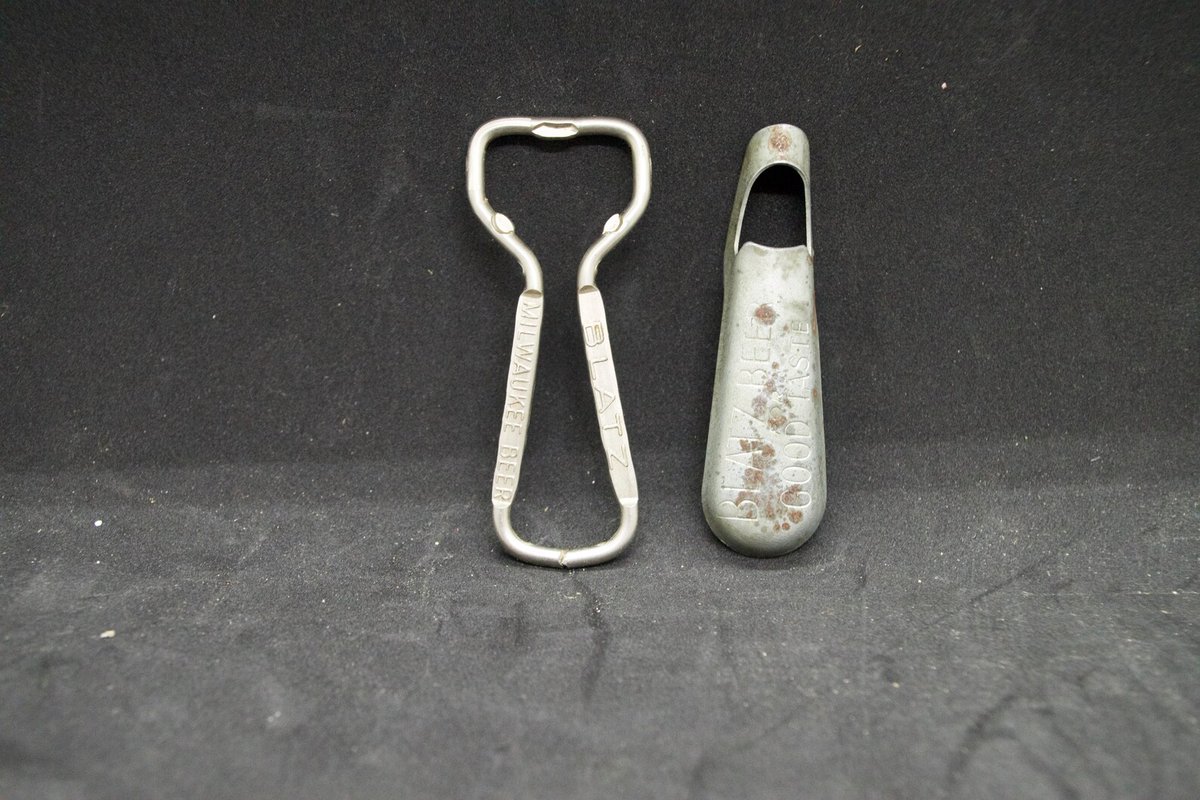 ourtimewarp's tweet photo. Two Vintage Blatz Beer Bottle Openers https://t.co/sXEgI2knA6 #etsy #etsyshop #etsyvintage #etsyseller #vintage #blatz #bottleopener #vintageblatz https://t.co/6xcy2vYVkJ