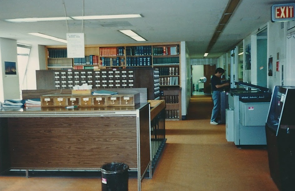 FraryLibraryDC's tweet photo. Excited for the amazing new building, but also remembering many great times at 1740 Mass. These images are from a similar vantage point on the 8th floor, with about 40 years between. You can see in the older shot that there used to be a staircase between 7 and 8. #saislibrary π https://t.co/CL7D55QvIX