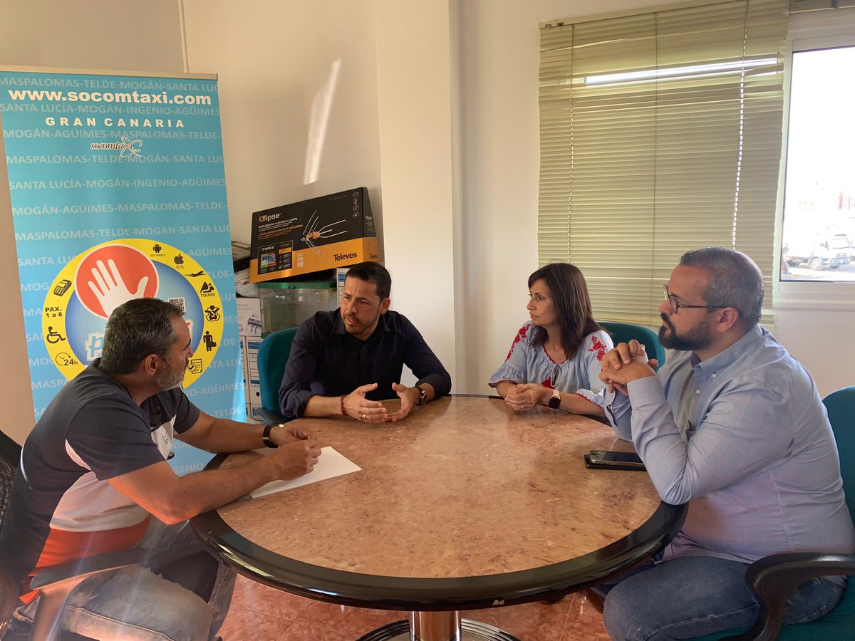 hectorjsuarez's tweet photo. El sector del taxi en Telde necesita una mesa de seguimiento permanente para trabajar de manera coordinada constantemente y adaptar conjuntamente el servicio a las necesidades actuales.

➡️ https://t.co/IYJWsl6tut https://t.co/kN03n8zCYl