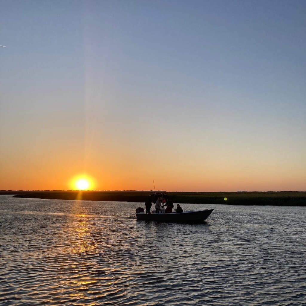 Tybee has so many activities to keep you busy, like boating, biking, kayaking, and soaking up the sun at the beach! Tell us in the coments what your favorite Tybee Time activity! #VisitTybee 1.[📸 @taylorbrown82] 2.[📸 @withwonderandwhimsy] 3.[📸 @tradebarkit] 4.[📸 @suz…