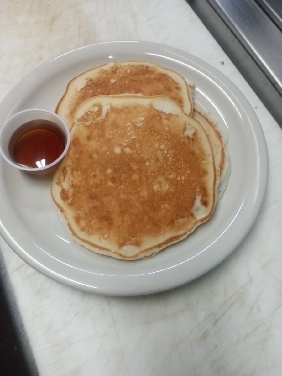 ChefAussie2022's tweet image. Golden buttermilk pancakes
