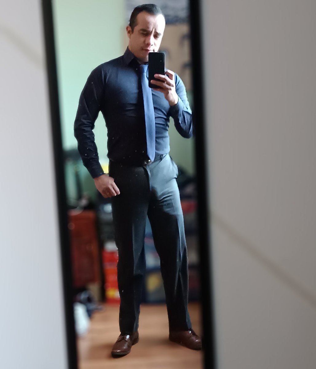 Otro día más a la oficina 👔💼