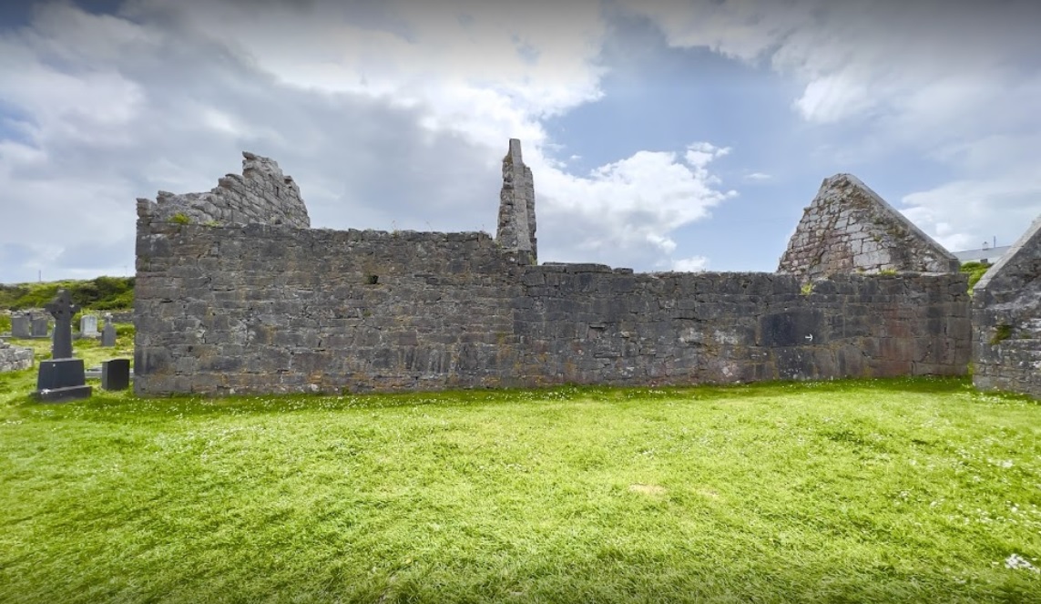 Who can name this monastic site?     

#aranislands #inismór #Inismor #Wildatlanticway #DoolinFerry #AranIslandsFerry #FillYourHeartWithIreland #KeepDiscovering #PushTheGreenbutton #Ireland #VisitIreland #IrelandCalling #TourismIreland #DiscoverIreland