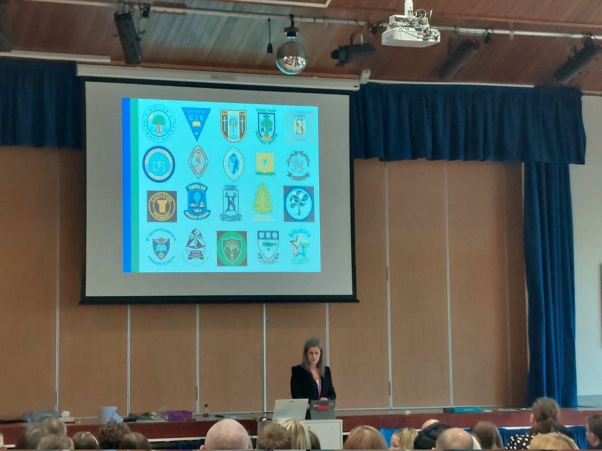 KingsParkSec's tweet photo. Delighted to welcome our P7 pupils and their parents/carers for our Information Session today, following the first of our P7 induction days. We are looking forward to working with you all π₯° @KPSSParent #believeachieve #P7induction https://t.co/LbVRJt70KO
