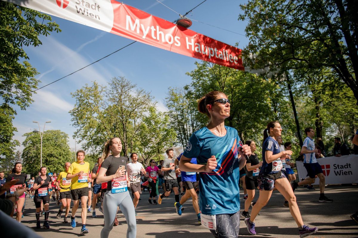 Vienna_Marathon's tweet photo. Heute vor einem Monat der 40. VCM: Es fΓΌhlt sich immer noch groΓartig an! Was meinst du? πππΌββοΈππ½ββοΈπ
π₯³
One month ago today, the 40th VCM: It still feels fantastic! What do you think? πππΌββοΈππ½ββοΈπ
π
#VCM #togetherwerun #40VCM #glaubandich #getmovin #viennacitymarathon https://t.co/wbfQKfi0bT