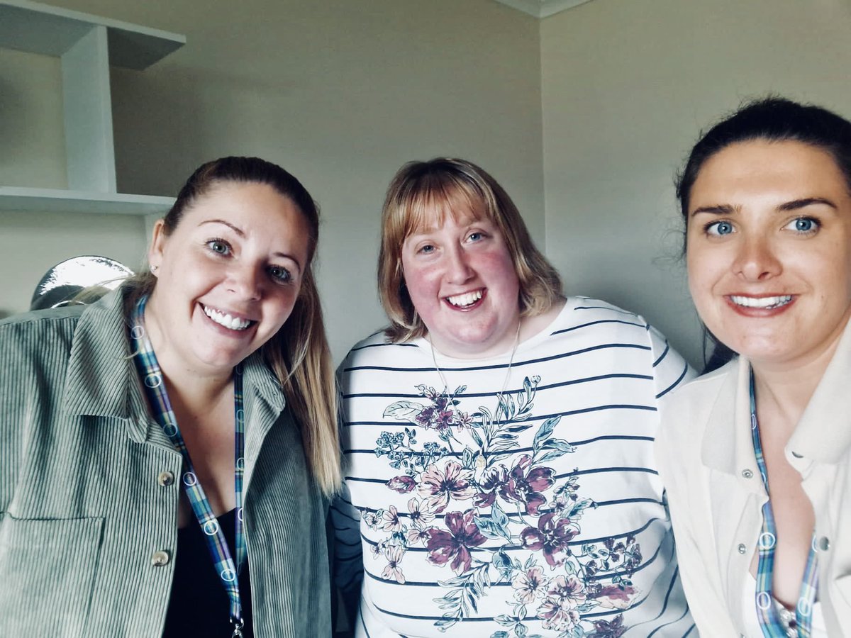 Lovely afternoon in #Falkirk with @Hollie_ENABLE chatting to #ACE member, Shirley about #SDS and how much her support means to her. It allows her to be #independent and be part of a #community she loves! Watch out for our interview with Shirley coming soon! #EnableCommunities