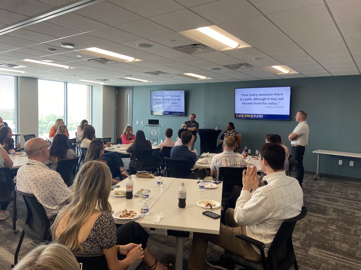 WcsEic's tweet photo. EIC students don’t stop during the summer. Thanks @williamson_inc for inviting our students and staff to the Young Professionals luncheon. https://t.co/nVNqrB3aav