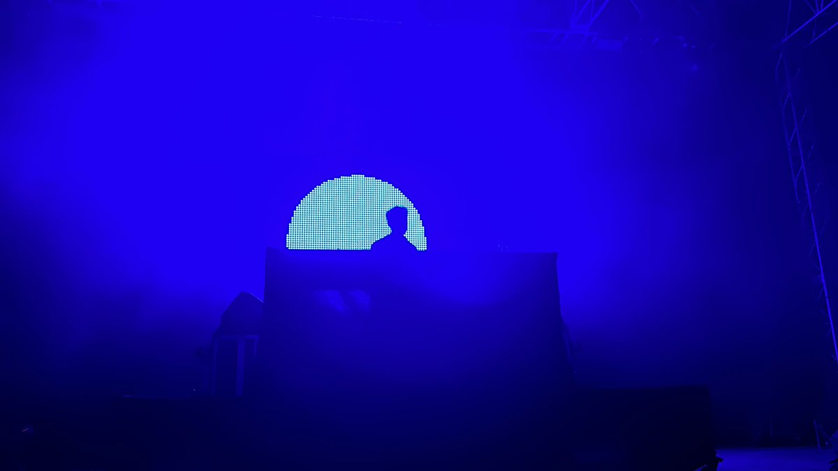 ivan8agarcia's tweet photo. @_dariusmusic Gran noche 🫶🎆 https://t.co/RAKdZRREbI