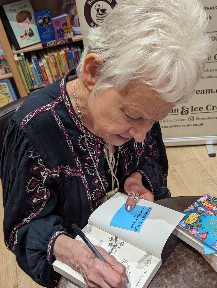 Clairemilne16's tweet photo. Because my girls are going to meet jacqueline wilson tomorrow, the book my friend was getting us, we decided to get it signed for the school.
Here is jacqueline wilson signing the book 😊. https://t.co/jC2NtK9Yw6