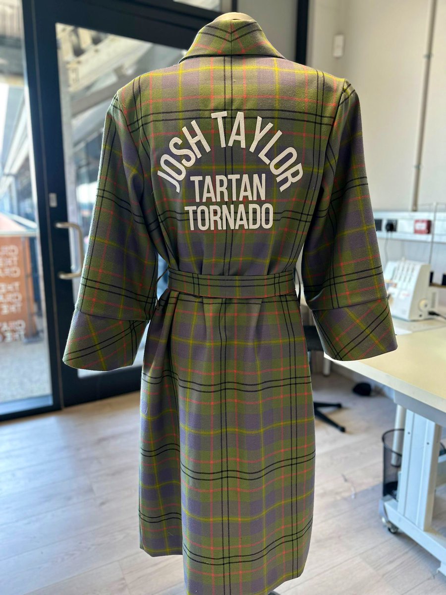 JoshTaylorBoxer's tweet photo. My Fight kit in tribute to the king 👑 
#TheTartanLegend #TheTartanTornado 
#BuchananTartan #TaylorTartan https://t.co/xx8LtrmTaB