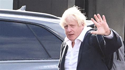 Johnson and #PartyGate It was reported that the Committee decision was going to be announced 23rd / 24th - assume now this will be kicked in to the long grass if there are other events that have come to light that would challenge the content of his answers #ToriesOut320