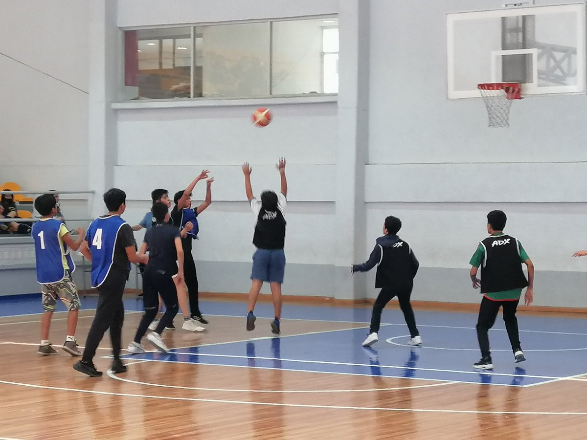 DavidCo76169072's tweet photo. Primera final entre segundos. Invernalia 3 - 0 Tierra Media https://t.co/l79D23E9uD