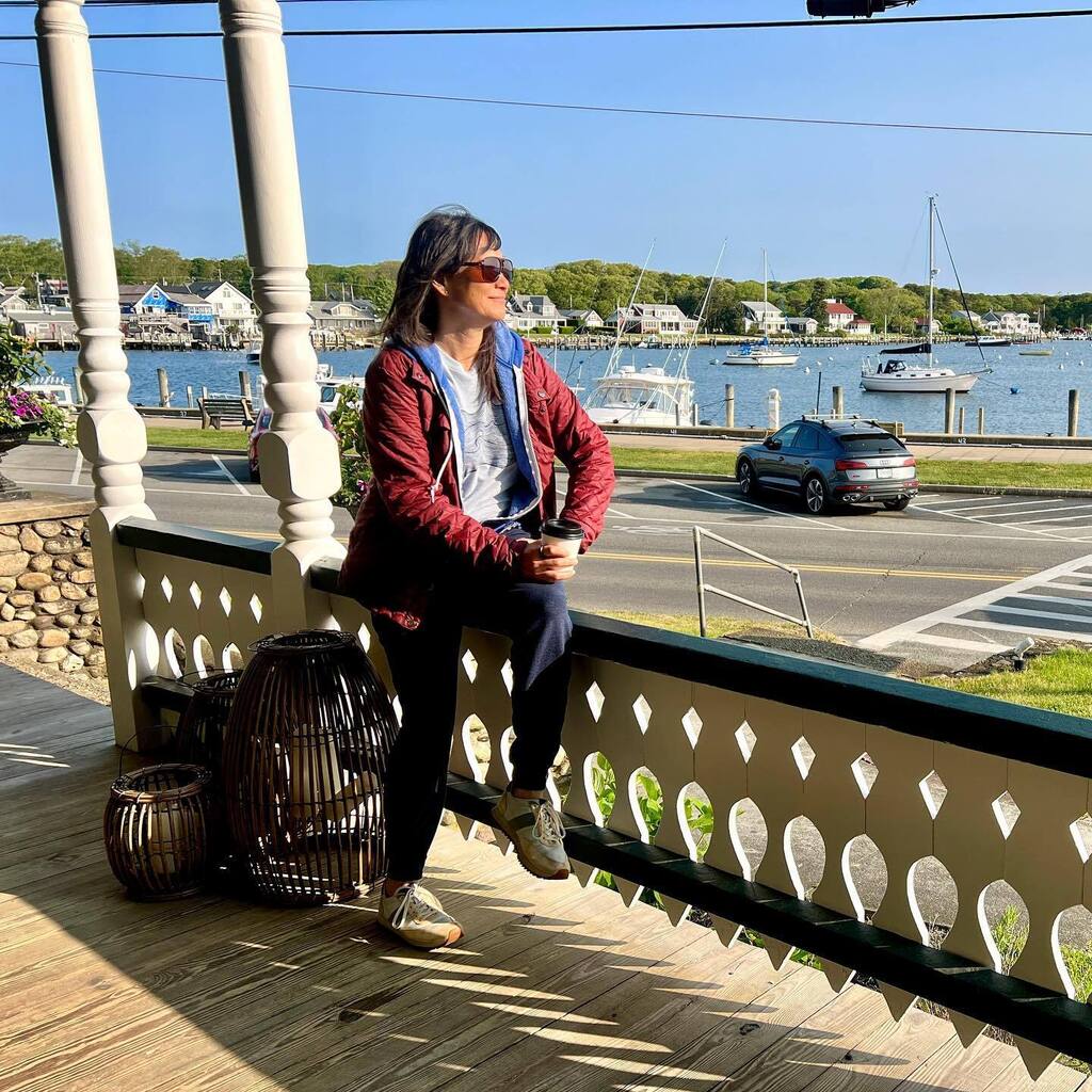 DoctorLeTa's tweet photo. Some things just take time. The quiet morning helps me discern the next best movement. (Thank God I’m getting wiser as the days go on. 😉) I know I can’t travel everywhere and see everything. But what I can do is make sure I’m present wherever I am on this beautiful Earth. Th… https://t.co/c7VUGxh9l1