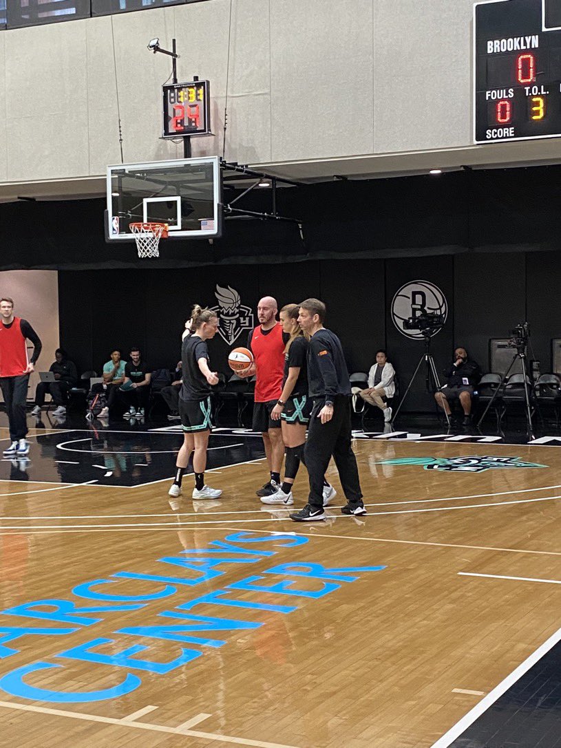 Nick Resavy tweet media