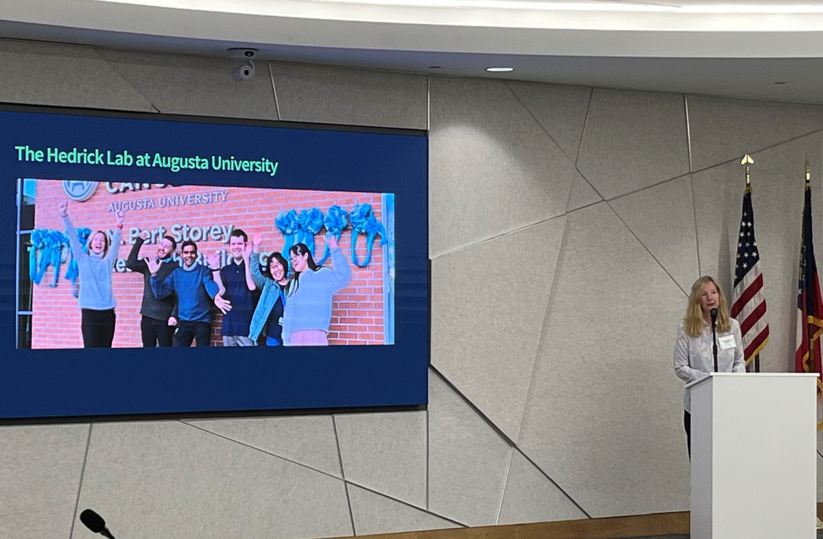 Our Board of Trustees heard from GRA Eminent Scholar Lynn Hedrick this morning, who’s working to find new ways for the body’s immune system to fight #cancer and heart disease. Georgia is very fortunate to have Lynn here! Check out her center: bit.ly/3MLKbeY <a href="/MCG_AUG/">MCG</a>