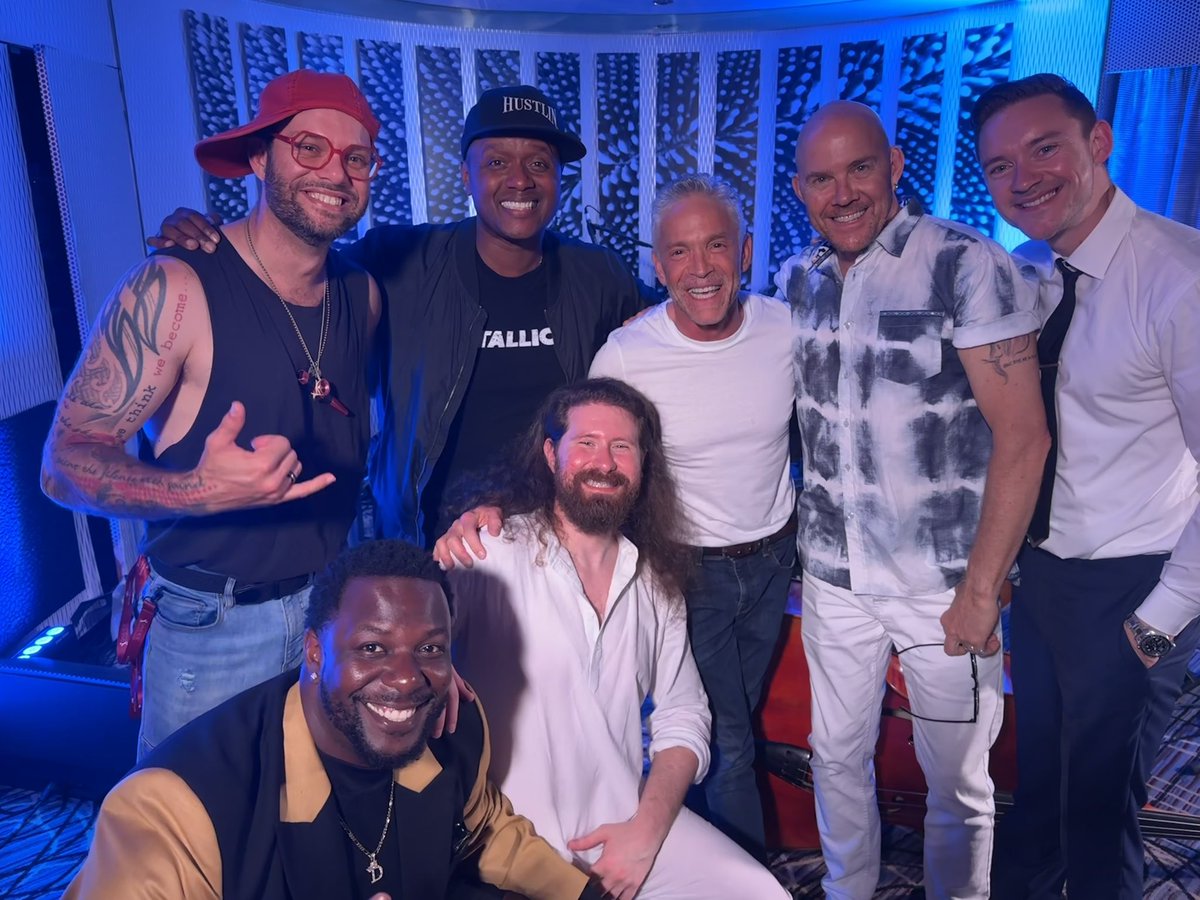 Thanks @DaveKozMusic for having me on the Dave Koz Cruise you’re a mensch for bringing us all together and bringing us to beautiful new horizons. Love you so much brother ❤️🙏