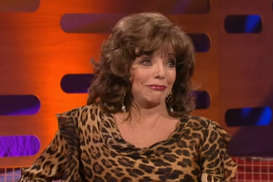 A Happy Birthday to Joan Collins who is celebrating her 90th birthday today. 