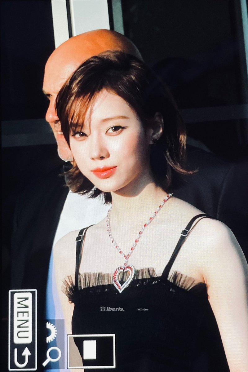 iberiswinter's tweet photo. 230523 chopard party👸🏻

#WINTER #윈터 
#aespa #æspa #에스파
@aespa_official https://t.co/dJW4CiVWr8