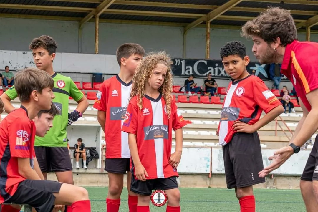 ⚽️ 📸 LA IMATGE DE LA SETMANA
Sempre s'han ďescoltar els bons consells.
#uetebase #Formacio #Tortosa #TerresdelEbre