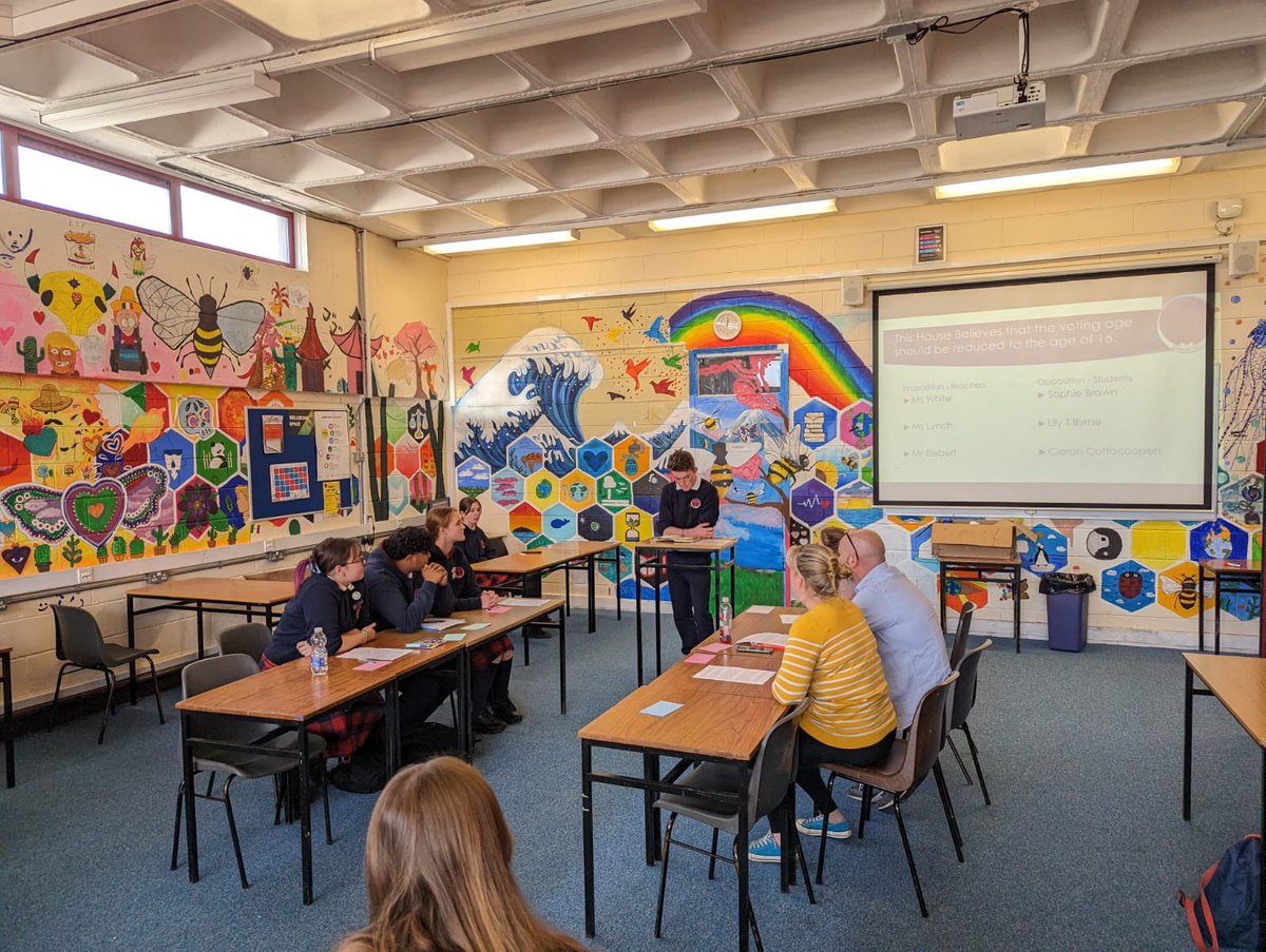 Skerries_CC's tweet photo. Today at lunchtime there was a student Vs teacher debate match. The motion was on reducing the voting age to 16 with teachers proposing the motion and students opposing. Well done to both teams. #SkerriesCCDebating #Community #Care #ExcellenceInEducation @ddletb @DDLETBColleges https://t.co/wuBuDyTBP4