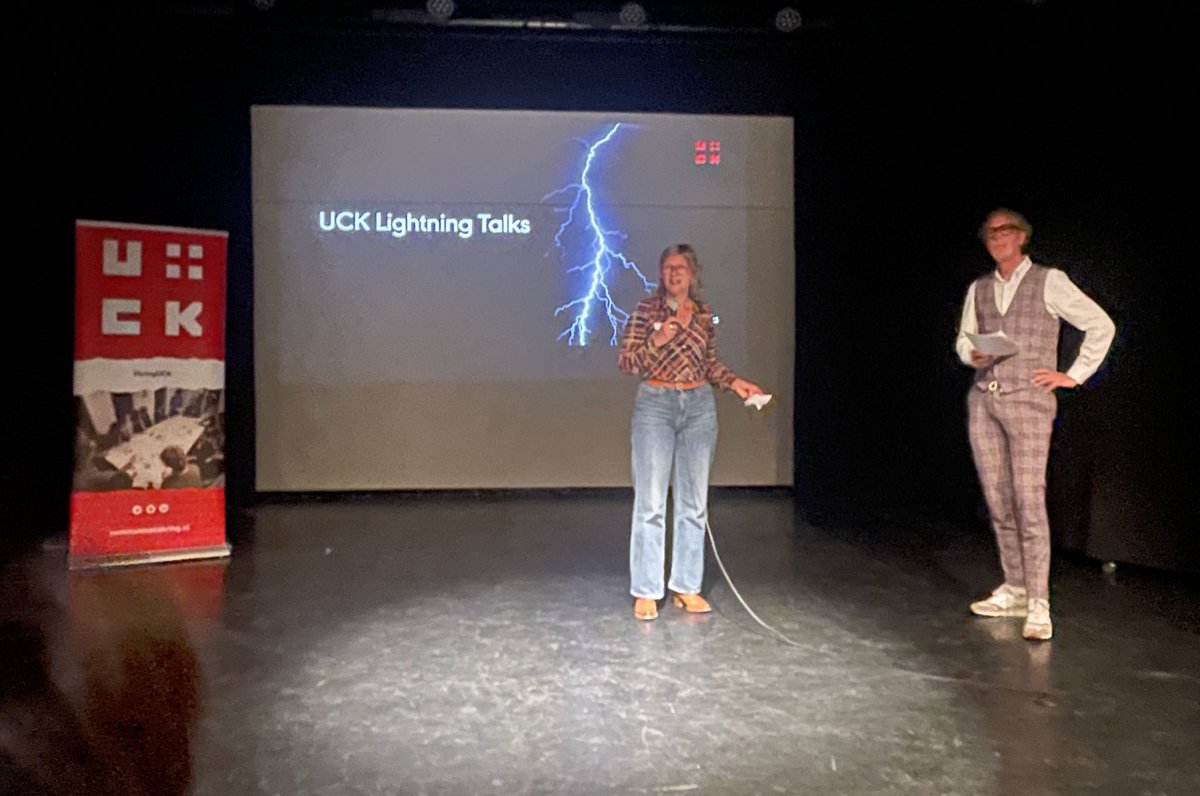 Vanavond weer Lightning talks van #kringuck met intro door <a href="/Marianneka/">Marianne Kalkman</a> en <a href="/martininmotion/">martin verspeek</a>!