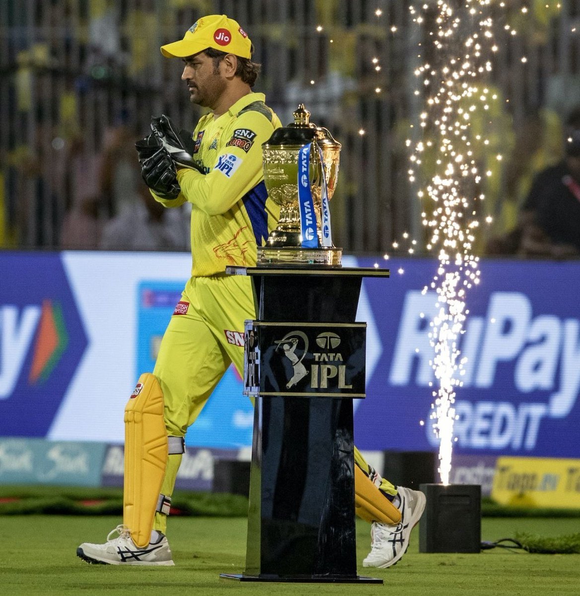 mukeshjha1403's tweet photo. First win over @gujarat_titans on a special occasion. Congratulations on the win and best wishes for the #IPLFinals @ChennaiIPL #MahiMagic #Captaincy #MSDhoni𓃵 🦁🔥💛 #CSKvsGT #GTvCSK #GTvsCSK #CSKvGT #Qualifier1 #IPLPlayOffs #IPL2O23 #IPLonJioCinema https://t.co/BPo5bBdbuq