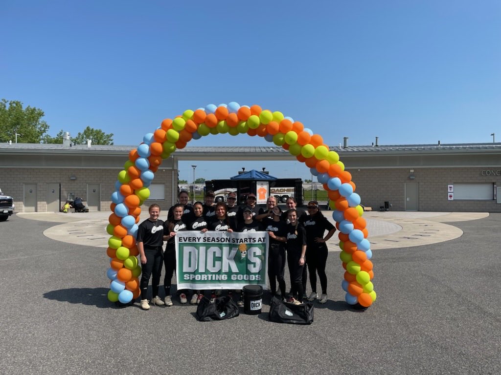 Salt City Sports (@saltcity_sports) on Twitter photo North Dakota SCS has arrive in DeWitt,NY <a href="/CarrierPark/">Carrier Park</a> for the <a href="/NJCAASoftball/">NJCAA Softball</a> D3 Softball World Series powered by <a href="/DICKS/">DICK'S Sporting Goods</a> Game play starts Wednesday at 1pm! North Dakota SCS has arrive in DeWitt,NY <a href="/CarrierPark/">Carrier Park</a> for the <a href="/NJCAASoftball/">NJCAA Softball</a> D3 Softball World Series powered by <a href="/DICKS/">DICK'S Sporting Goods</a> Game play starts Wednesday at 1pm!