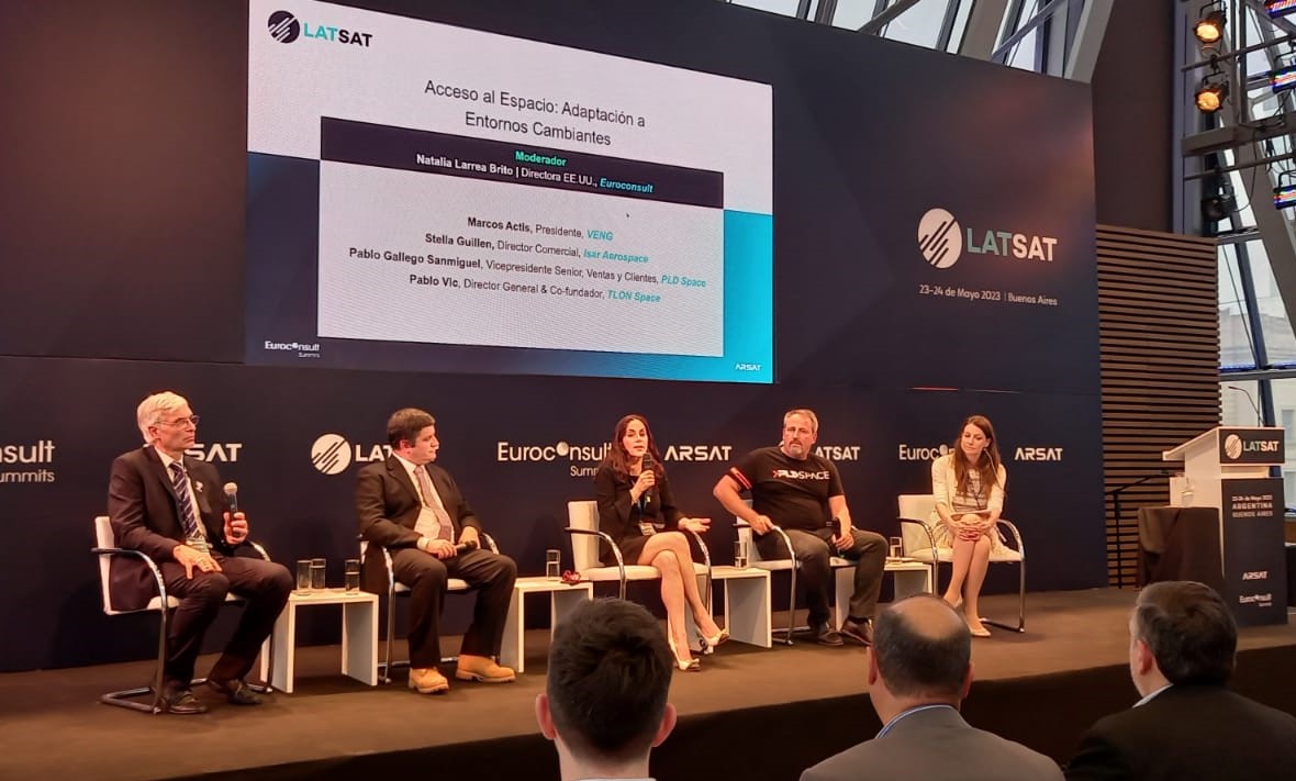veng_argentina's tweet photo. Edición 2023 de #LATSAT🛰️🚀

Junto a referentes de empresas del sector espacial, nuestro presidente, @MarcosActis_ , participó en el panel "Acceso al Espacio: Adaptarse a entornos cambiantes", en el que se conversó sobre los desafíos del sector y  la formación en recursos humanos https://t.co/dhYjn1UdkB