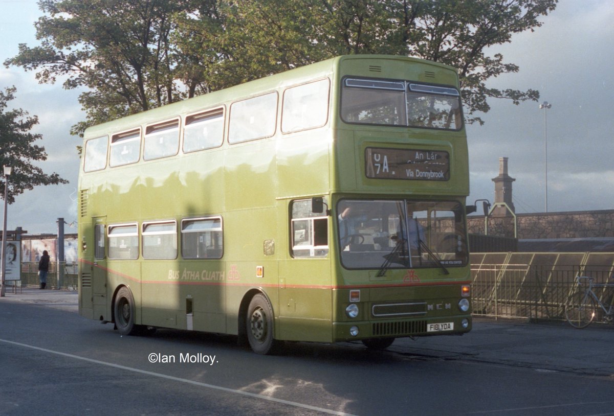 MD1 at the 46A terminus in Dun Laoghaire. 1988. @dublinbusnews #MD1 #dunlaoghaire