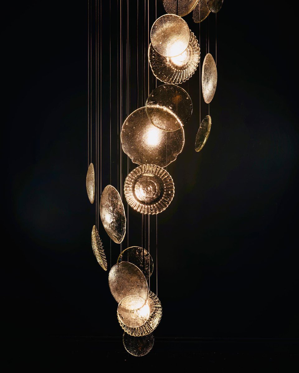 monoqidesign's tweet photo. The Beacon cascade by Erin LOREK 
@ICFF @wanteddesign https://t.co/ApSvc07Zur