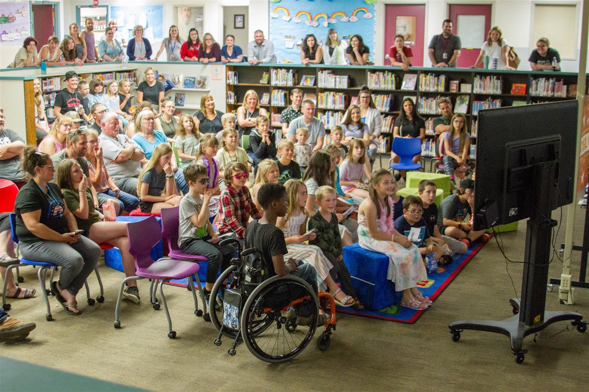 **Columbia Elementary School's Drama Club released their first video production**

The drama club debuted “Kindergarten Justice,” a video they created inspired by television crime dramas, during a premiere on Thursday, May 18. 

Learn the whole story: bit.ly/432ALl2