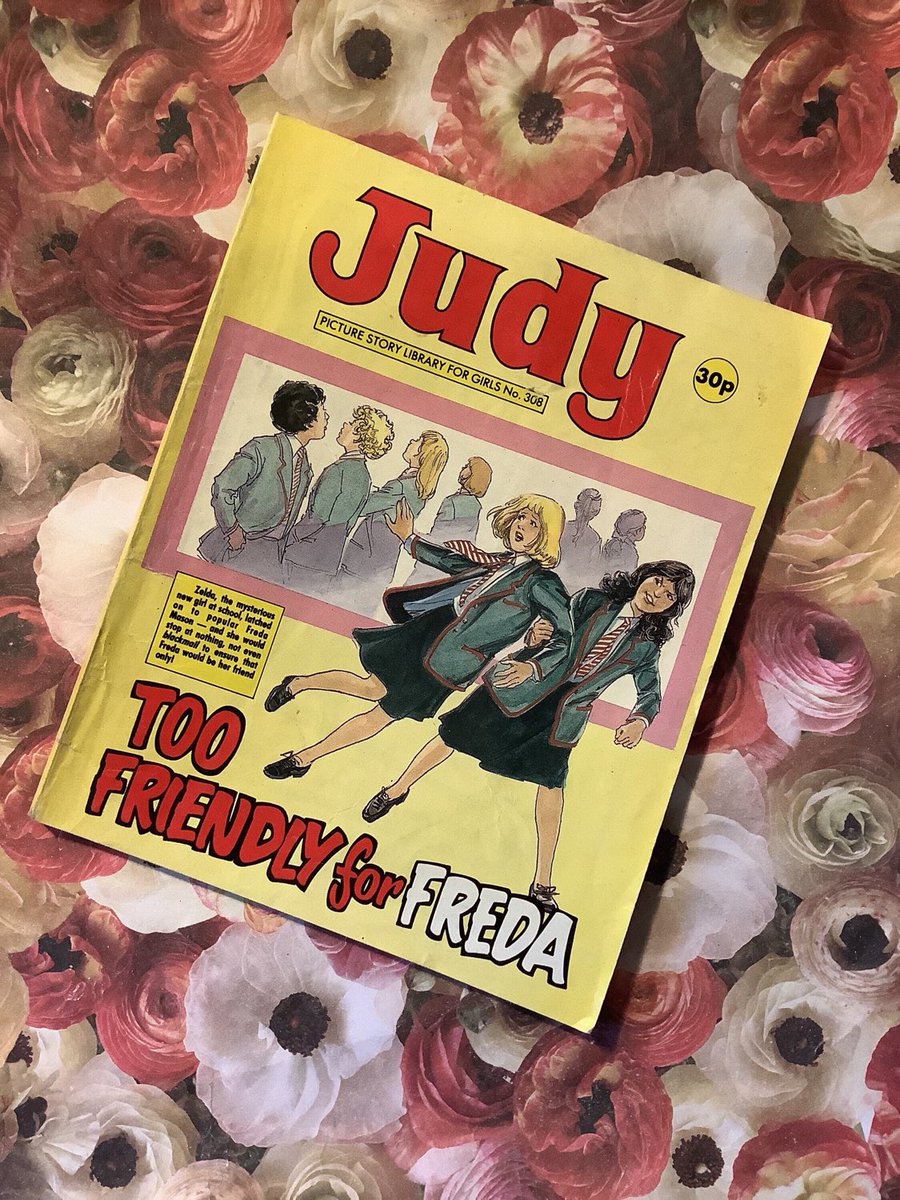 WatsonsVintage's tweet photo. NEW LISTING A Fun Retro Gift for your Pal Freda in my #etsy shop: Rare Vintage From 1988 ‘Judy' Picture Story Library For Girls Mini Comic No. 308 Comic Strip Story -Fun/Nostalgic/Retro/Kitsch Birthday Gift https://t.co/1NmulXF3rE
#JudyComic #MiniComic #KitschGift #1988Gift https://t.co/OGZ12qxKYu
