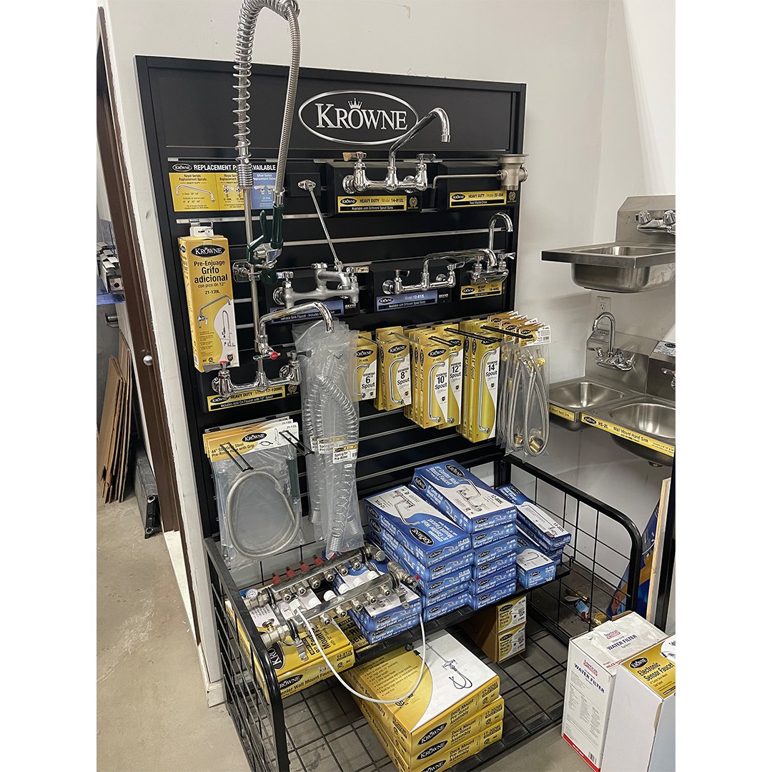 Spotted!👀 We love seeing Krowne displays all over the world! Do you have one? DM us with a picture of your display and we will try to feature you on our social media page soon!

#poweredbykrownekrowne #krownedisplays #spotted #plumbing