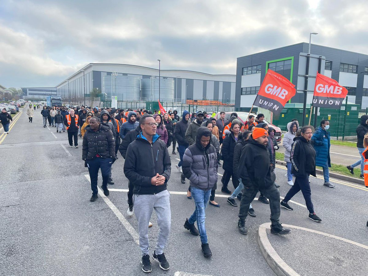 More than 700 @GMBMidlands members at #Amazon Coventry are set to begin strike action tomorrow

We’re not backing down 

We’re not going away

We’ll keep on fighting for decent pay

#FightFor15